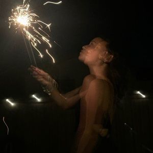 Meet your Posher, Damara